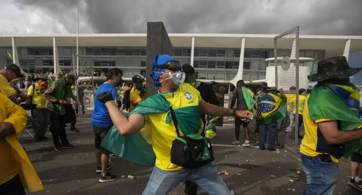 Empresário de Londrina é primeiro denunciado sob acusação de financiar 8/1