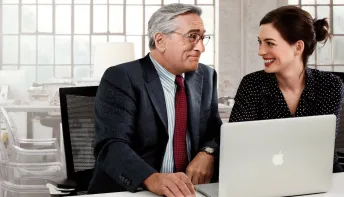 Empresas do ES aumentam demanda por estagiários 35+, 40+