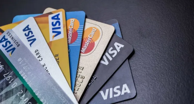 Endividado? Saiba como sair do rotativo, o crédito mais caro do mercado