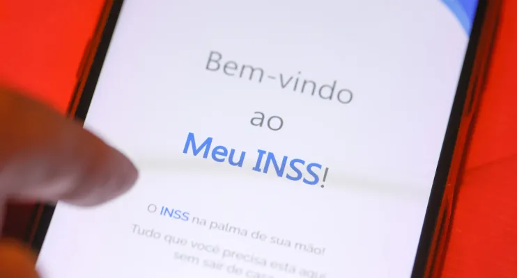 Entenda a nova inteligência artificial do INSS para detectar fraude em atestados médicos
