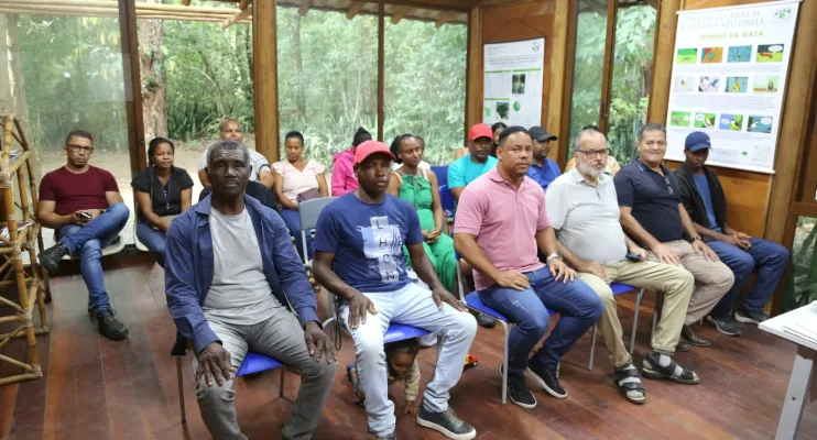 Entrega de kits de avicultura caipira promove inclusão produtiva e geração de renda no Recôncavo Baiano