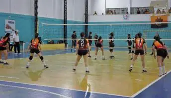 Equipe feminina de voleibol de Jaguaré conquista vice-campeonato