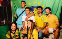 Espaço criativo A Selva entra no clima de São João para torcer pelo Brasil na Copa