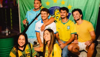 Espaço criativo A Selva entra no clima de São João para torcer pelo Brasil na Copa