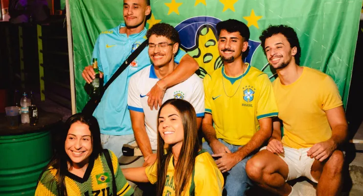 Espaço criativo A Selva entra no clima de São João para torcer pelo Brasil na Copa