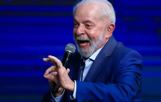Esse País poderia ser muito mais poderoso se não tivéssemos complexo de vira-lata, diz presidente Lula