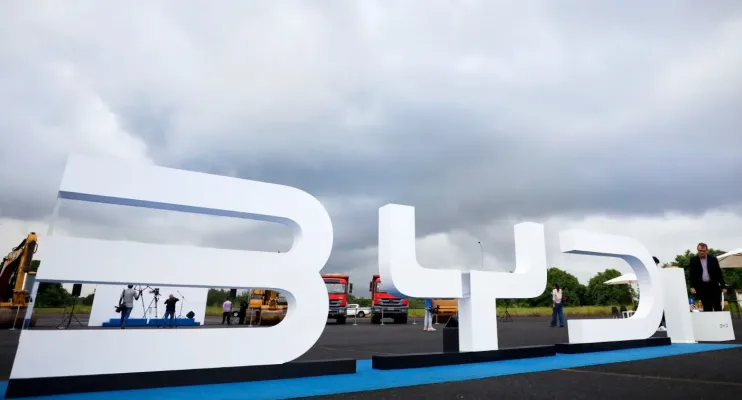 Estado autoriza início das obras do complexo fabril da BYD, que deve gerar 10 mil empregos na Bahia