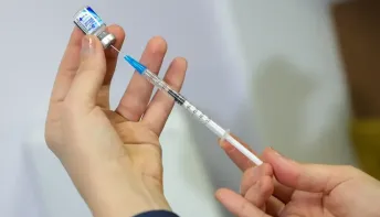 Estado inicia imunização contra o Vírus Sincicial Respiratório em prematuros e crianças com comorbidades