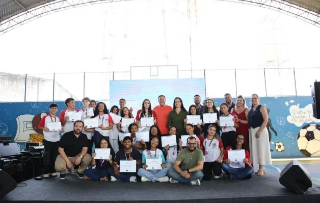 Estudantes criam app para ajudar pessoas com ansiedade e conquistam primeiro lugar no Hackathon de Montanha