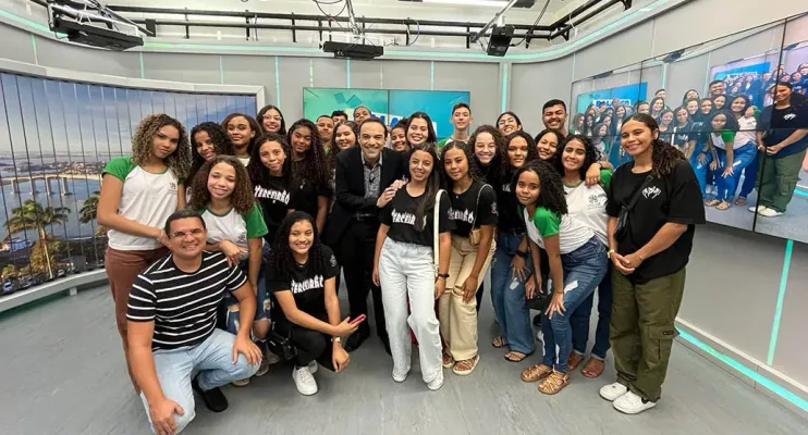 Estudantes de Pedro Canário visitam TV Vitória