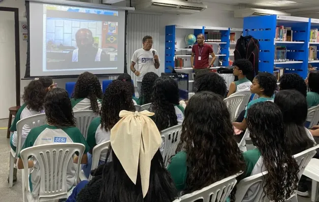 Estudantes do SESI Itapagipe conhecem projeto que recupera corais na Baía de Todos-os-Santos