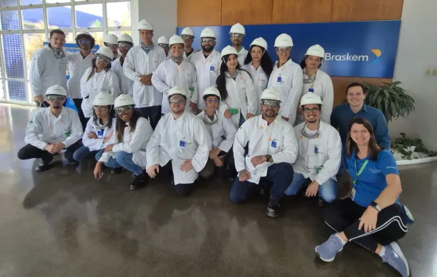 Estudantes dos cursos de engenharias da UFRB visitam unidade da Braskem no Polo de Camaçari