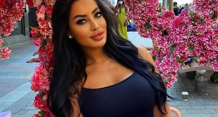 Ex-coelhinha da Playboy e modelo Tabby Brown morre aos 38 anos