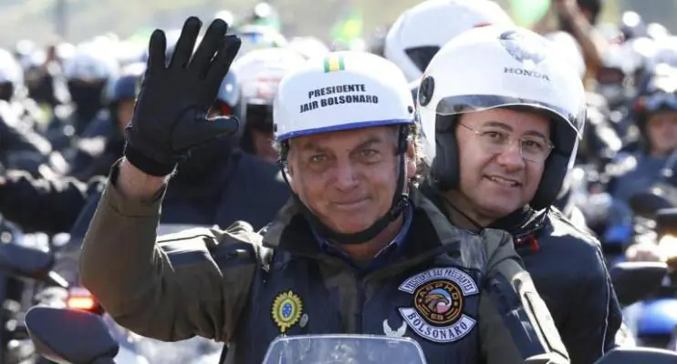 Ex-garupa de Bolsonaro, líder evangélico encontra Alckmin, flerta com Lula