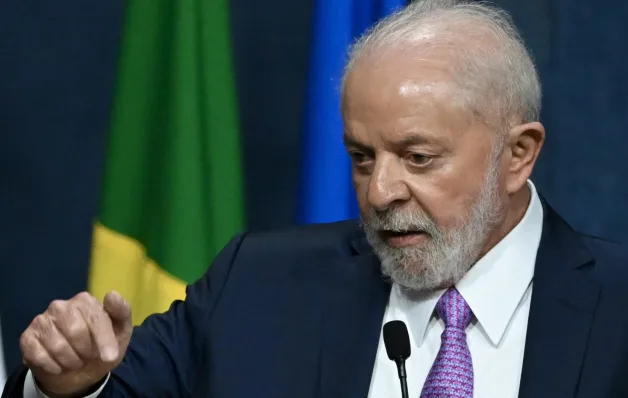 Ex-prefeita de Fortaleza é barrada de acessar palco com Lula: 'Basta de violência política'