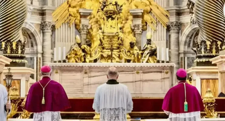 Excomungado pelo Vaticano: Conheça grupo ultraconservador alvo de punição