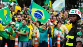 Exército pede ajuda a governo do DF para conter protesto antidemocrático de bolsonaristas