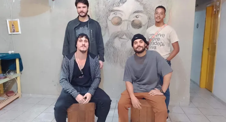 Exposição coletiva celebra Raul Seixas no Centro de Vitória