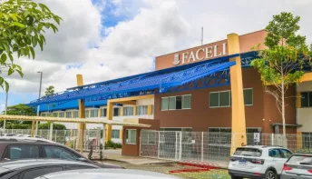 Faceli realiza ação especial do Outubro Rosa com palestras e orientações sobre prevenção ao câncer de mama