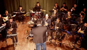 Fames Jazz Band se apresenta com Filó Machado no Santa Jazz 2024