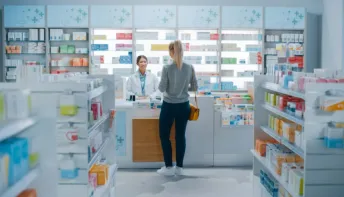 Farmacêuticos poderão prescrever medicamentos com receita a partir de abril