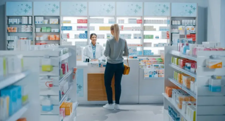Farmacêuticos poderão prescrever medicamentos com receita a partir de abril