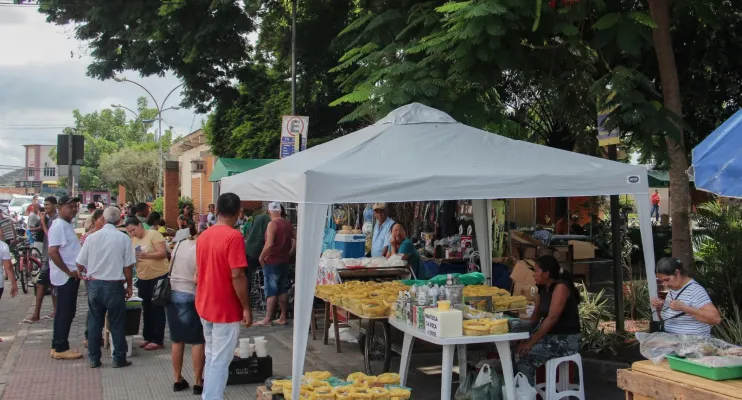 Feira Agroecológica no centro de Montanha impulsiona a economia local