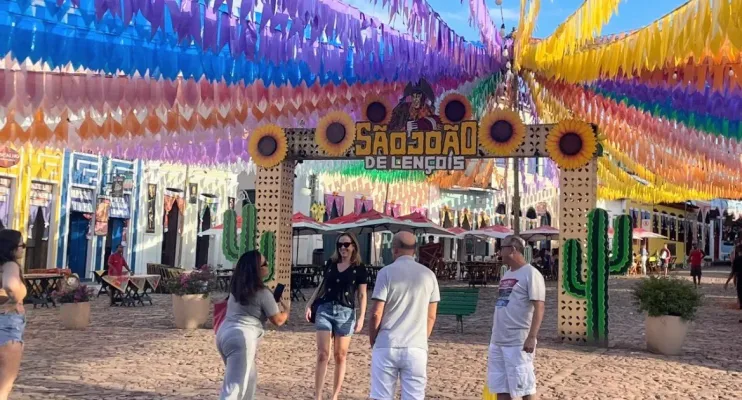 Festas juninas da Bahia recebem turistas do Brasil e do exterior