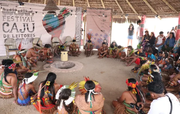 Festival Caju de Leitores começa com celebração ancestral na Aldeia Xandó