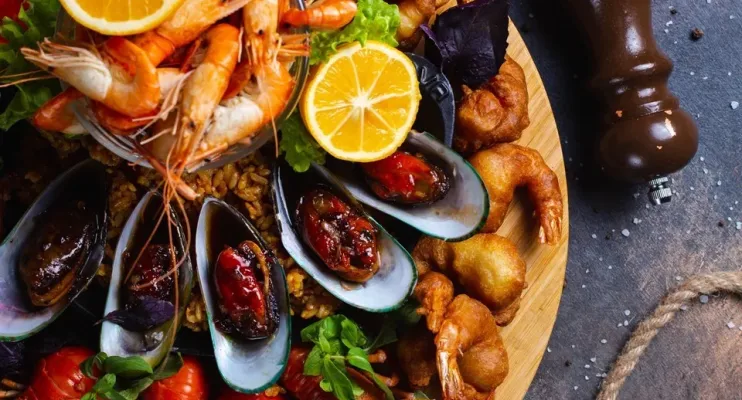 Festival de Frutos do Mar de Itapemirim agita feriado na cidade