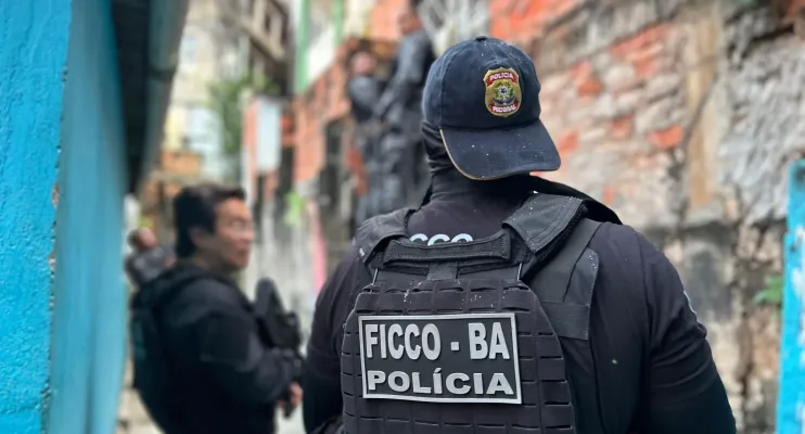 FICCOs Bahia e MG, PC, PM e PRF prendem líder de facção que determinava ataques a tiros contra policiais