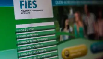 Fies começa a convocar pré-selecionados da lista de espera