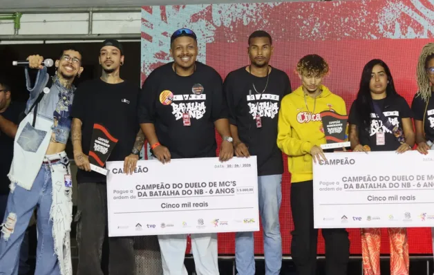 Final da Batalha do NB consagra Kael MC e Peter do Busão como campeões de rimas