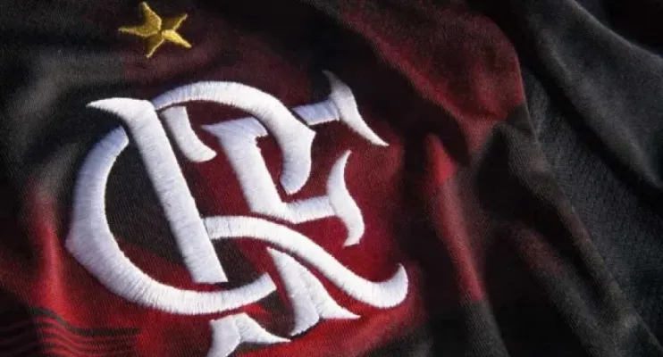 Flamengo anuncia a contratação do atacante Anthony Valencia