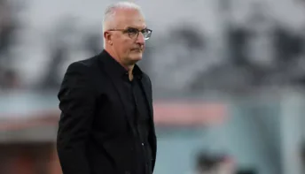 Flamengo anuncia a volta de Dorival Júnior