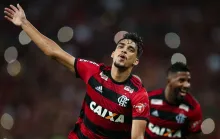 Flamengo projeta volta de Paquetá em nova pausa no calendário após empates