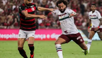 Flamengo segura empate com o Fluminense e vai à decisão do Carioca