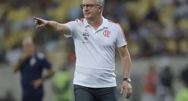 Flamengo vence a primeira sob o comando de Dorival Júnior