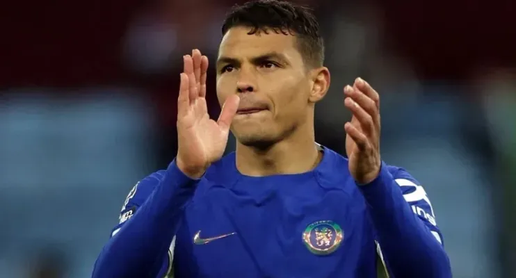 Fluminense anuncia a contratação de Thiago Silva