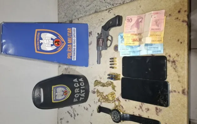 Força Tática apreende revólver após perseguição a motocicleta em Nova Venécia