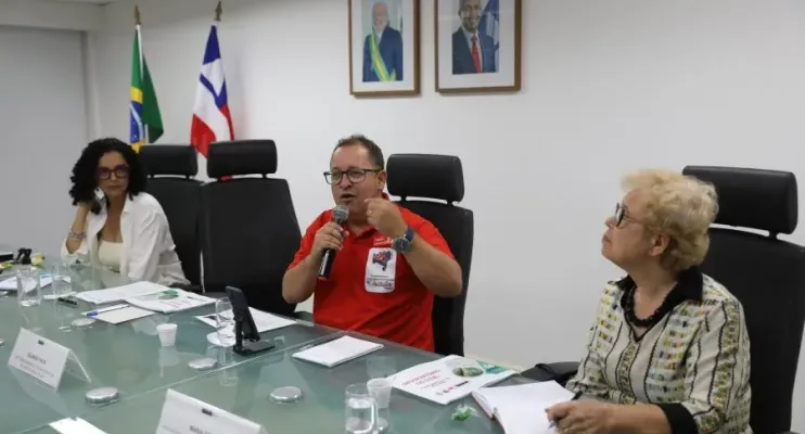 Fórum Estadual de Educação discute implementação da Lei do Ensino Médio na Bahia