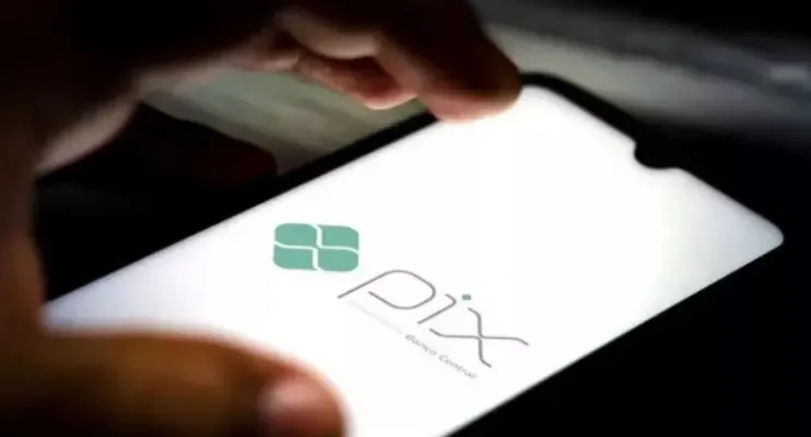 Fraudes no Pix disparam e causam prejuízo de R$ 4,9 bilhões em 2023