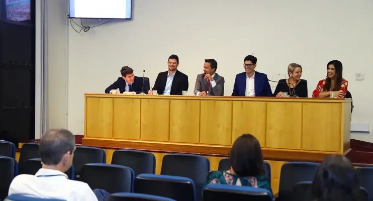 Frente Parlamentar quer fortalecer bares e restaurantes