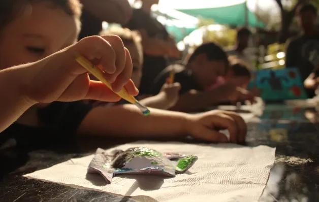 Fundação Projeto Tamar celebra o Dia das Crianças com oficina de congo e gincana