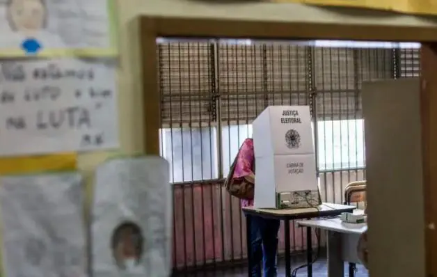 Garota de 15 anos pede ao STF para votar no segundo turno da eleição