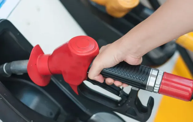 Gasolina nas bombas cai 0,35% na semana entre 31/12 e 6/1, diz ANP