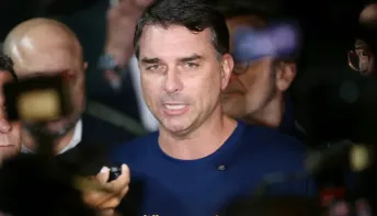 Genial/Quaest: maioria dos brasileiros vê responsabilidade de Flávio Bolsonaro no novo tarifaço