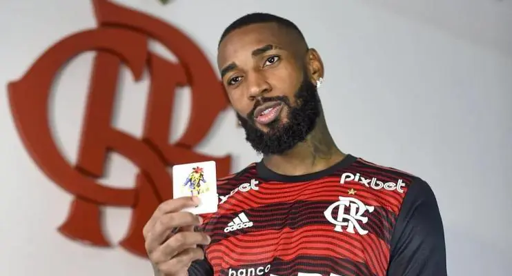 Gerson volta ao Fla ainda mais versátil: 'Agora o pai tá coringa mesmo'