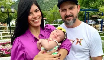 Géssika Vasconcellos viúva de homem que morreu no mesmo dia do pai pede ajuda no ES