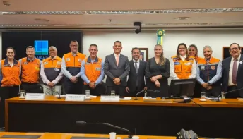 Gilson Daniel discute desafios na liberação de recursos para desastres e viaja ao RS para monitorar a recuperação